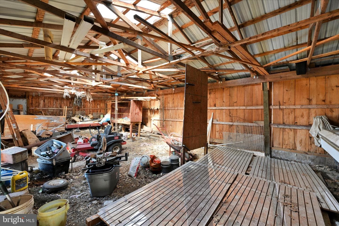 571 Schubert Road photo 35