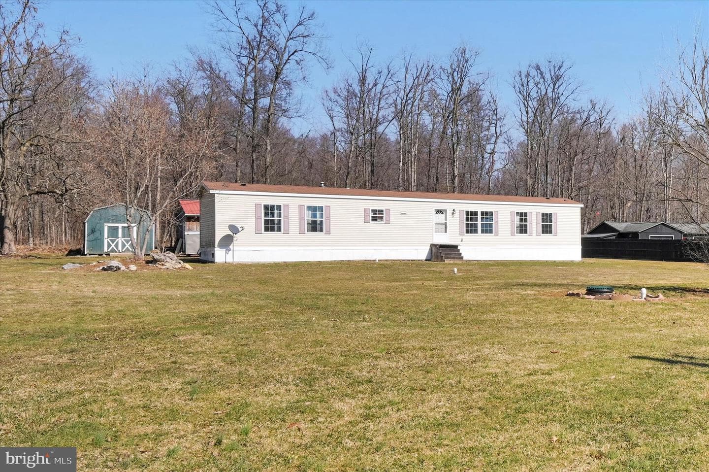 571 Schubert Road photo 8