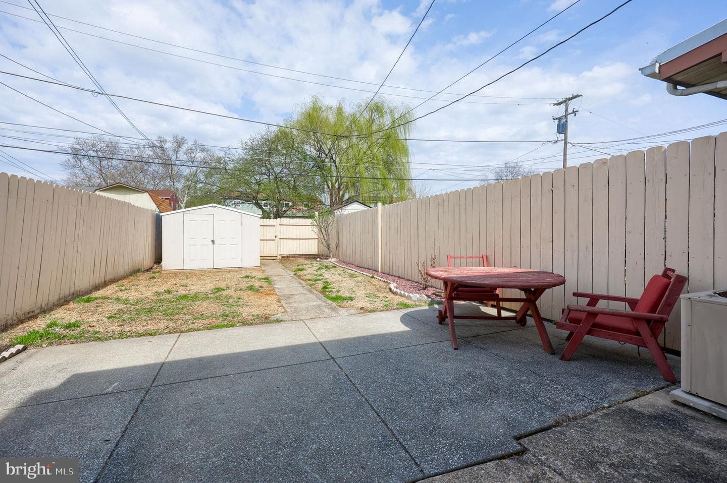 849 Delta Avenue photo 25