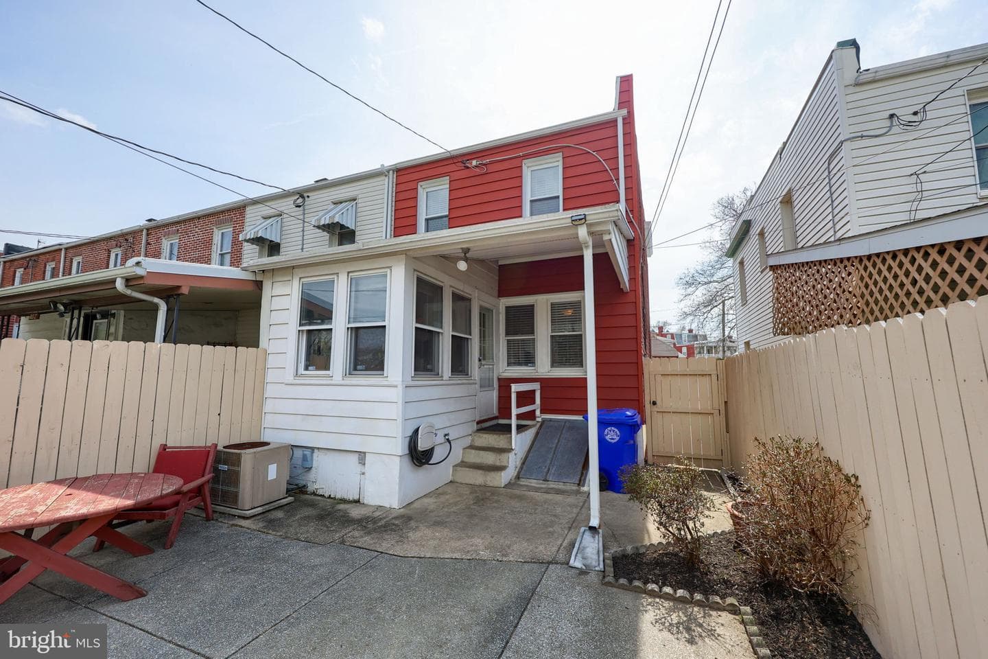 849 Delta Avenue photo 28
