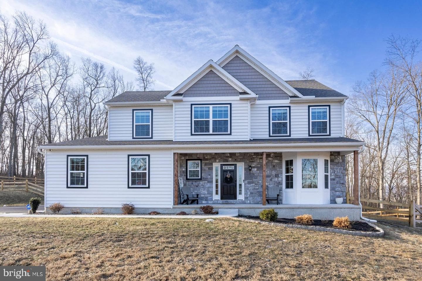 318 Douglass Drive photo 2