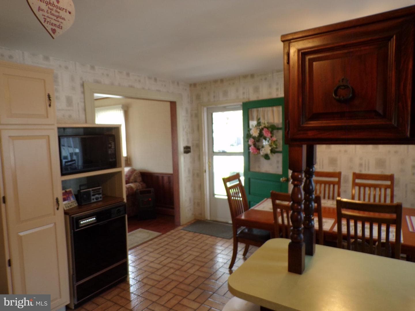 1417 Margaret Street photo 8