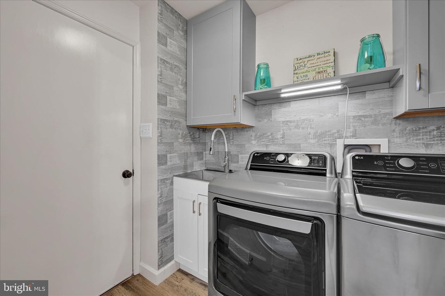 320 Daniel Street photo 39