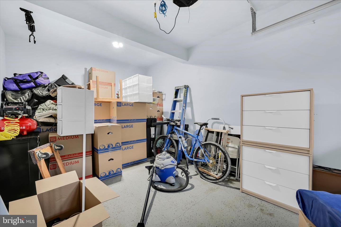 901 Heather Way photo 24