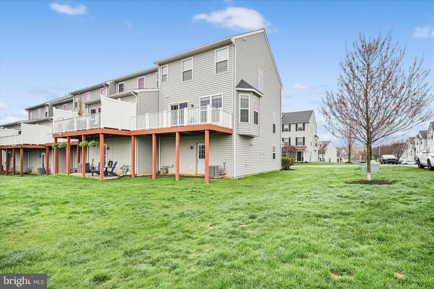 901 Heather Way photo 31
