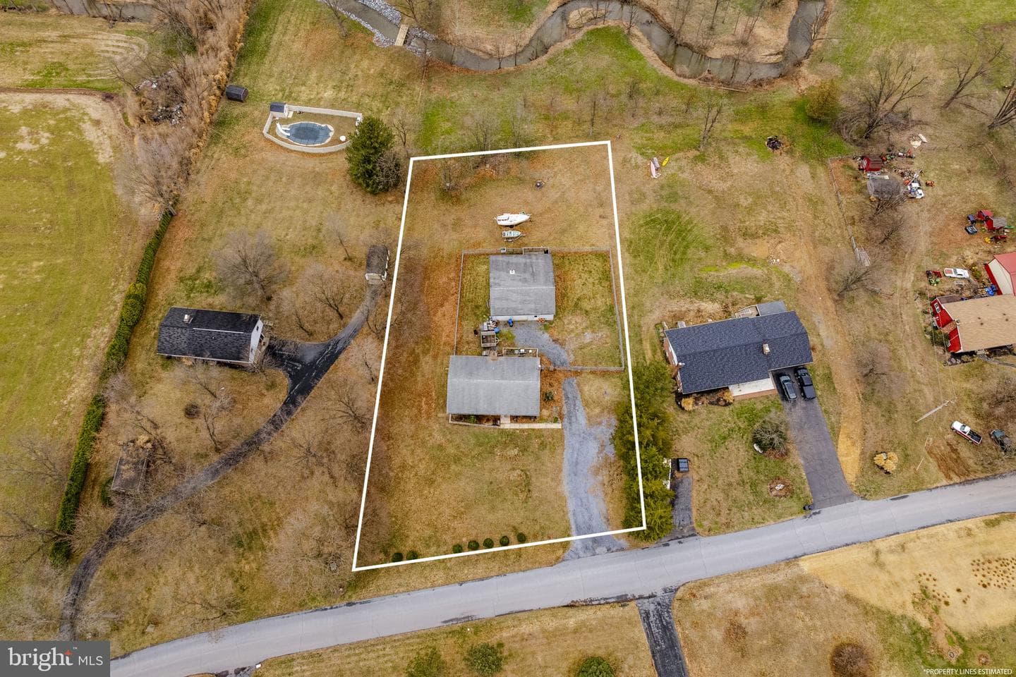 89 Cross Key Road photo 2