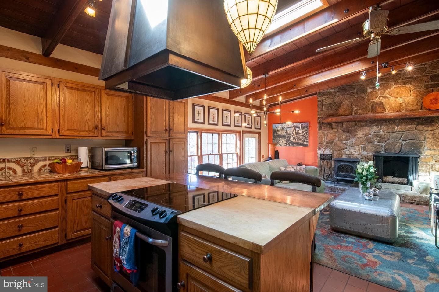 2571 Hill Road photo 18