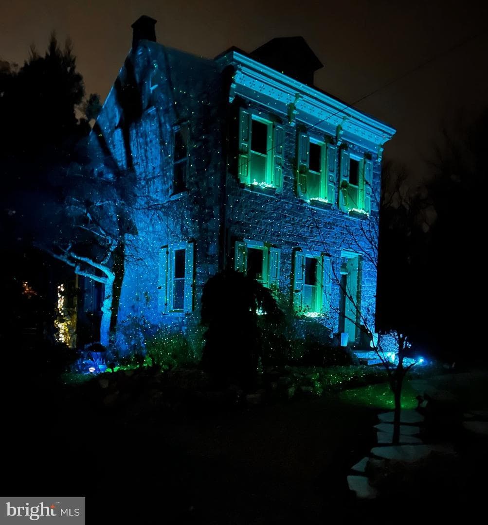 2571 Hill Road photo 2