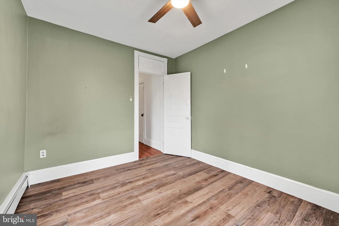 30 W Fairview Street photo 17