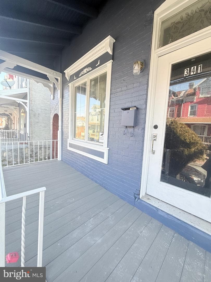 341 Pear Street photo 4