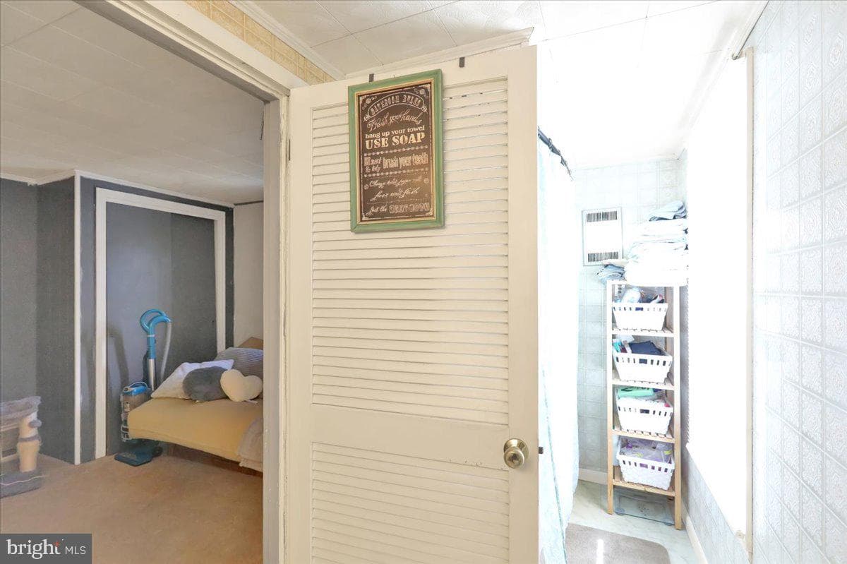 258 E Walnut Street photo 15