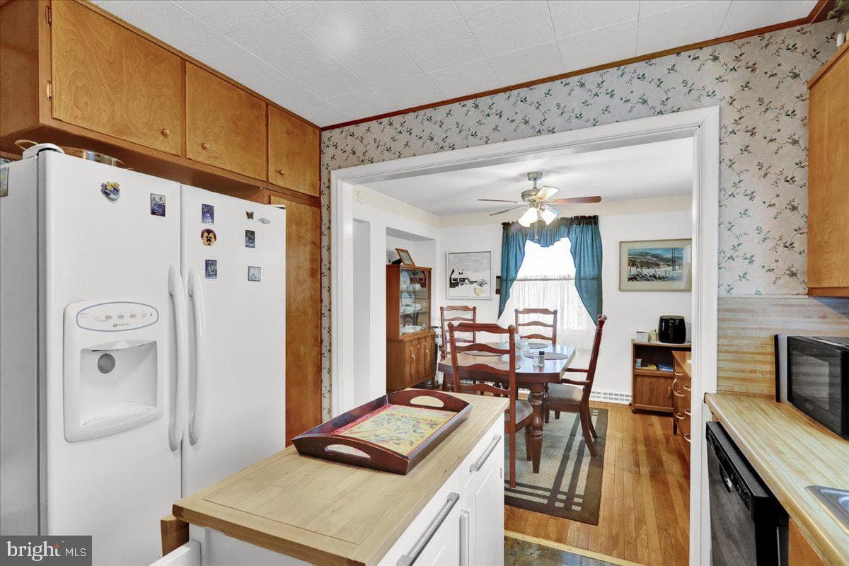 3806 Grant Street photo 8