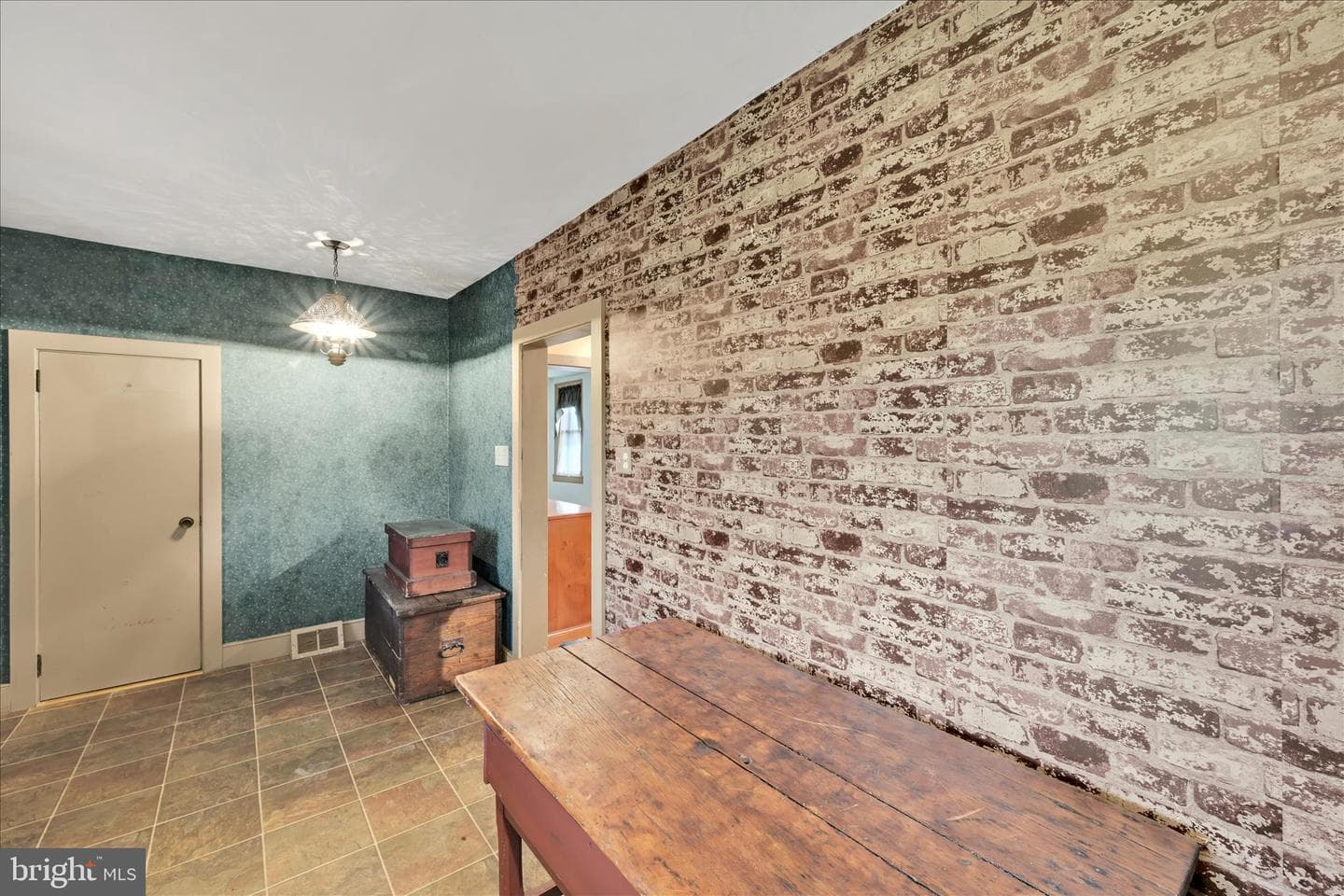 8491 Lancaster Avenue photo 13