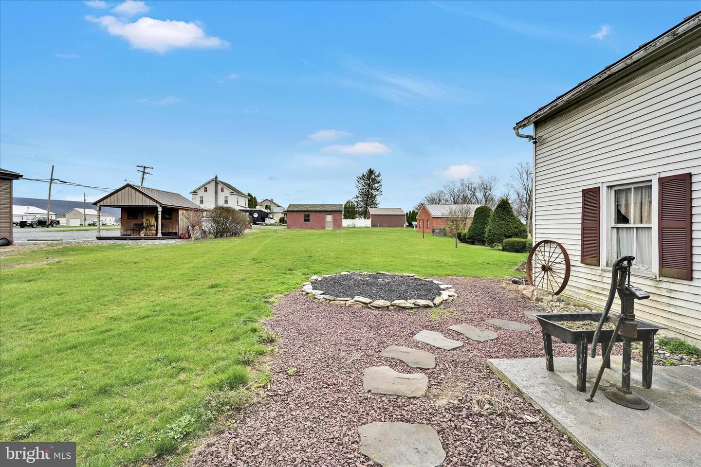 8491 Lancaster Avenue photo 25