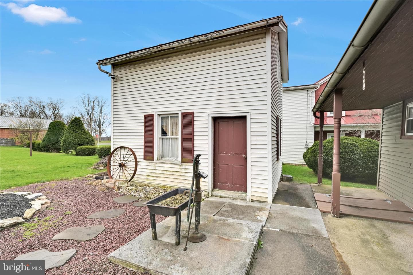 8491 Lancaster Avenue photo 26