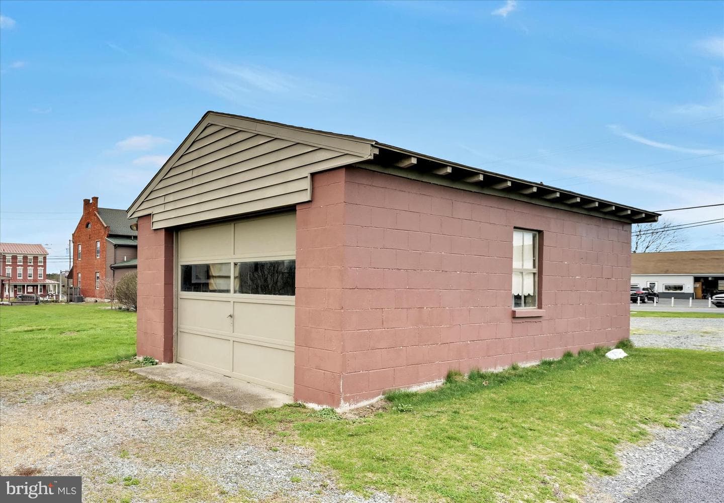 8491 Lancaster Avenue photo 35