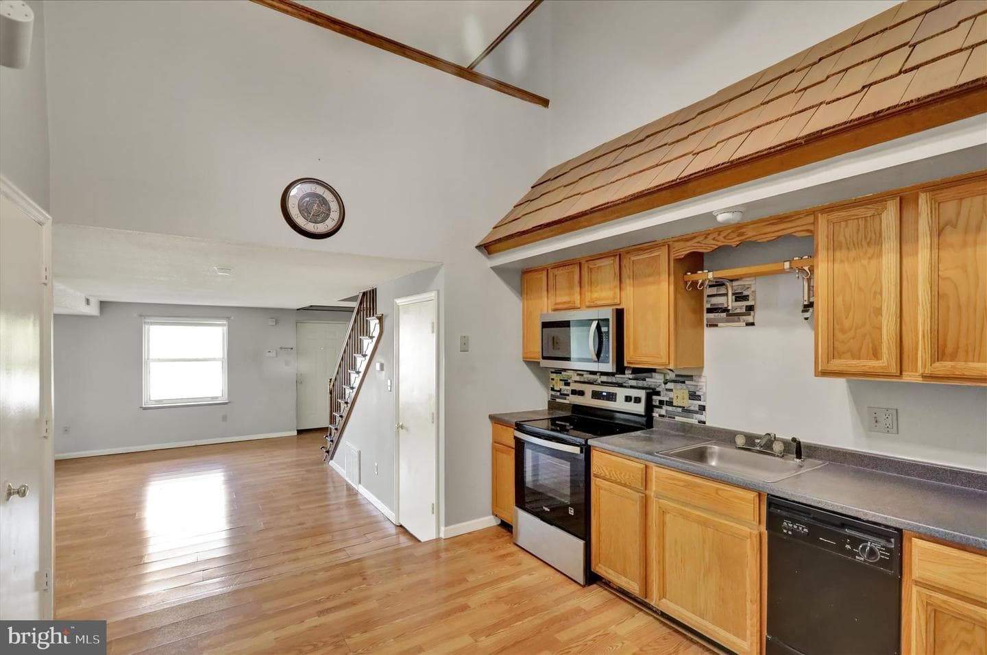 709 Hill Road #3 photo 3