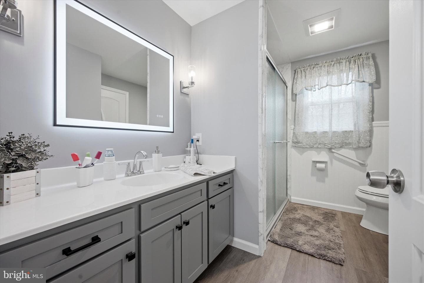 326 N Funk Road photo 21