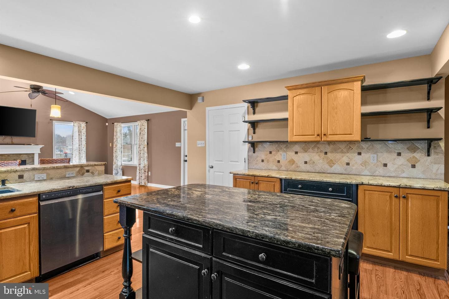 9 Alsace Avenue photo 8