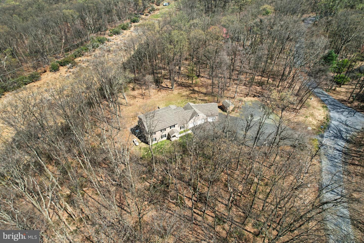 33 Edgewood Drive photo 45