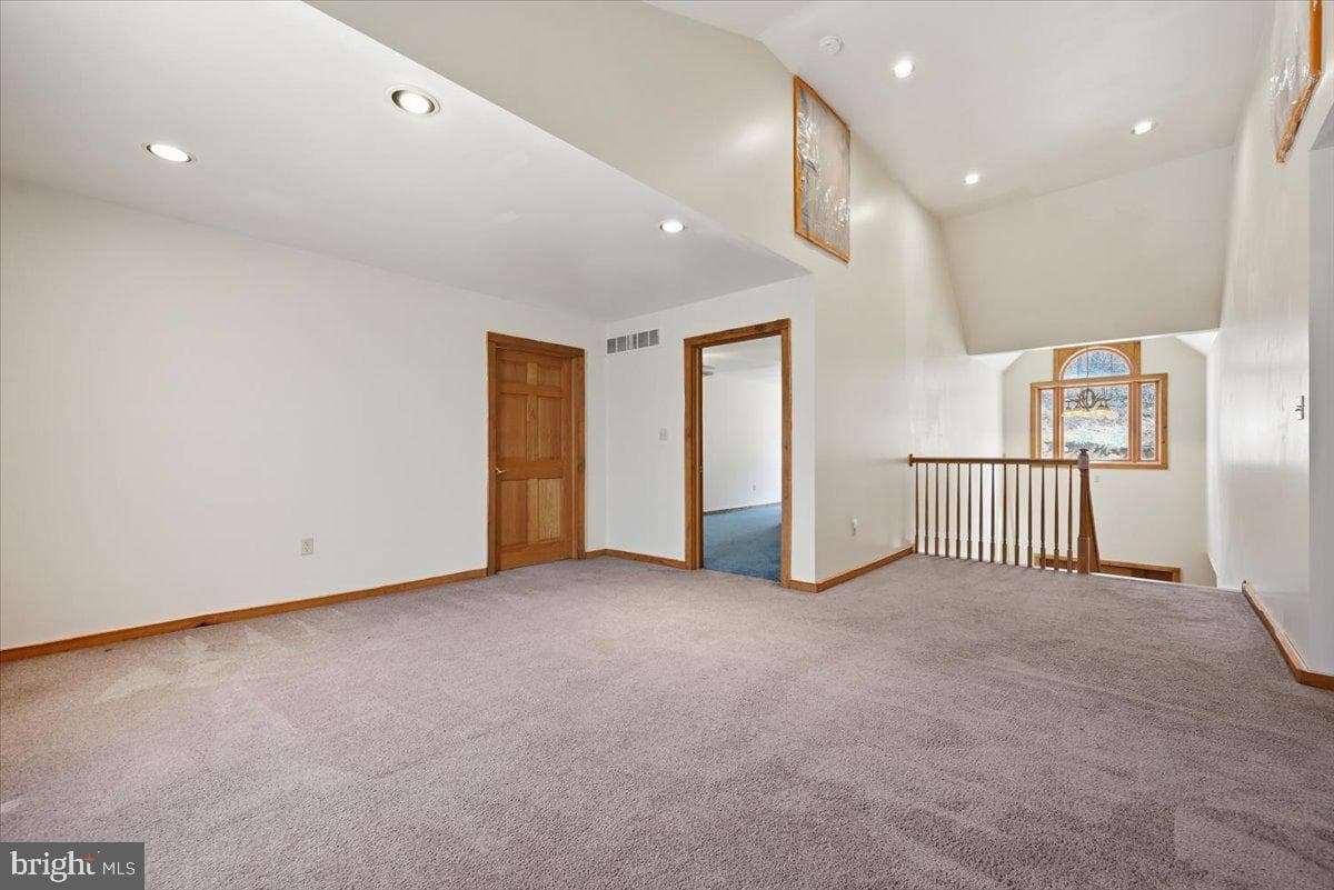 120 Benfield Road photo 14