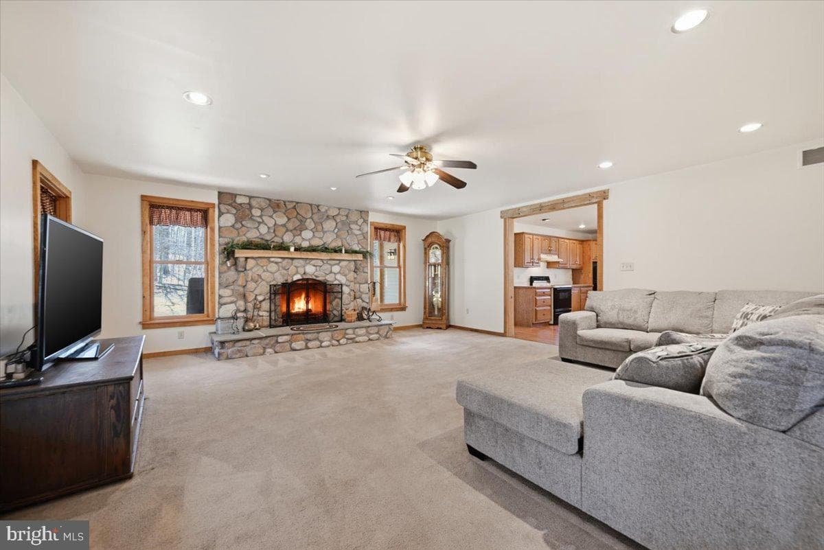 120 Benfield Road photo 23
