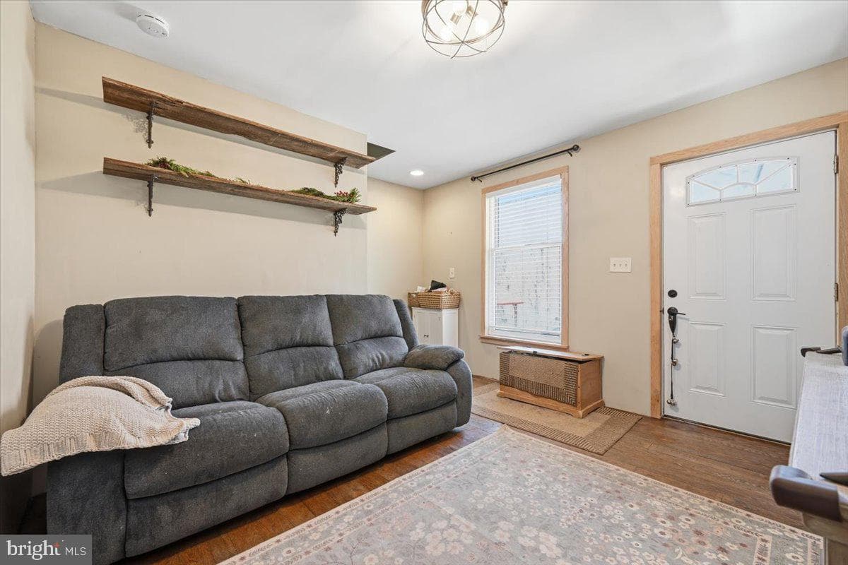 120 Benfield Road photo 31