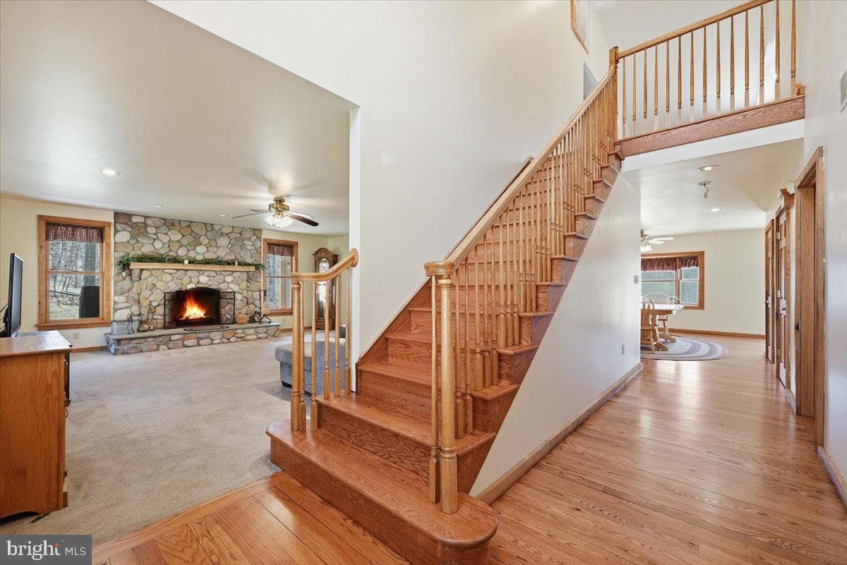 120 Benfield Road photo 4