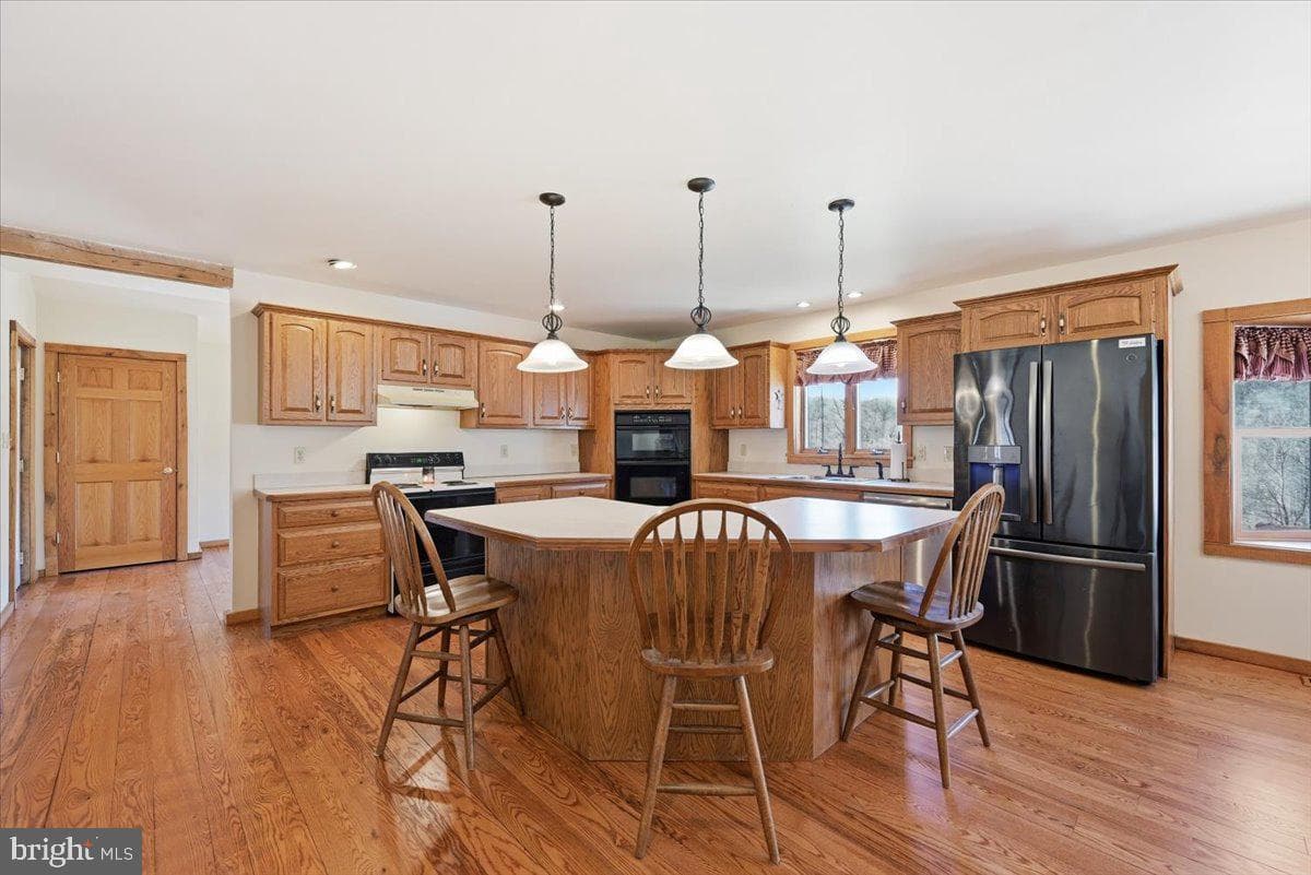 120 Benfield Road photo 7