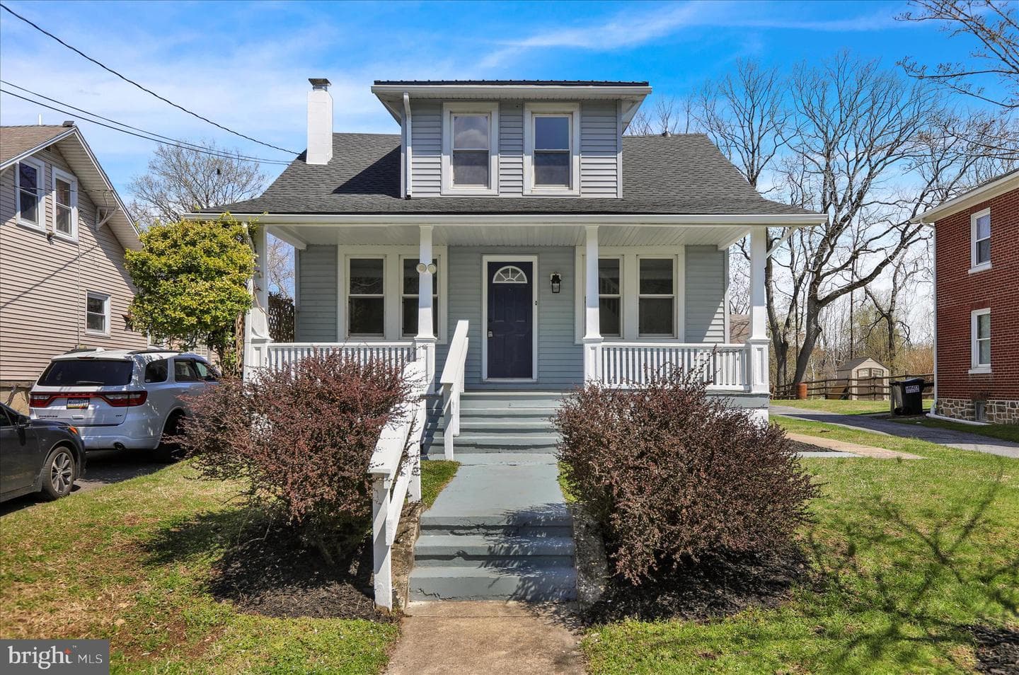 1425 Old River Road