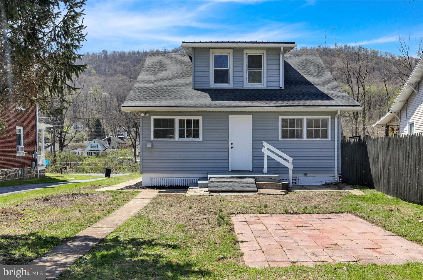 1425 Old River Road photo 4