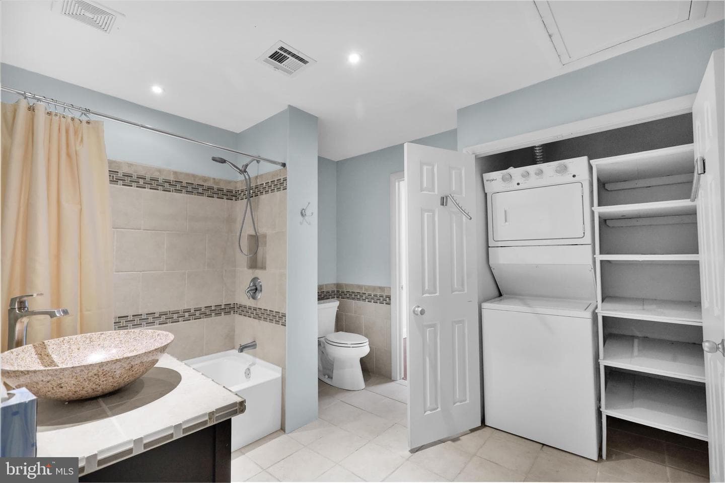 72 Azalea Way photo 15