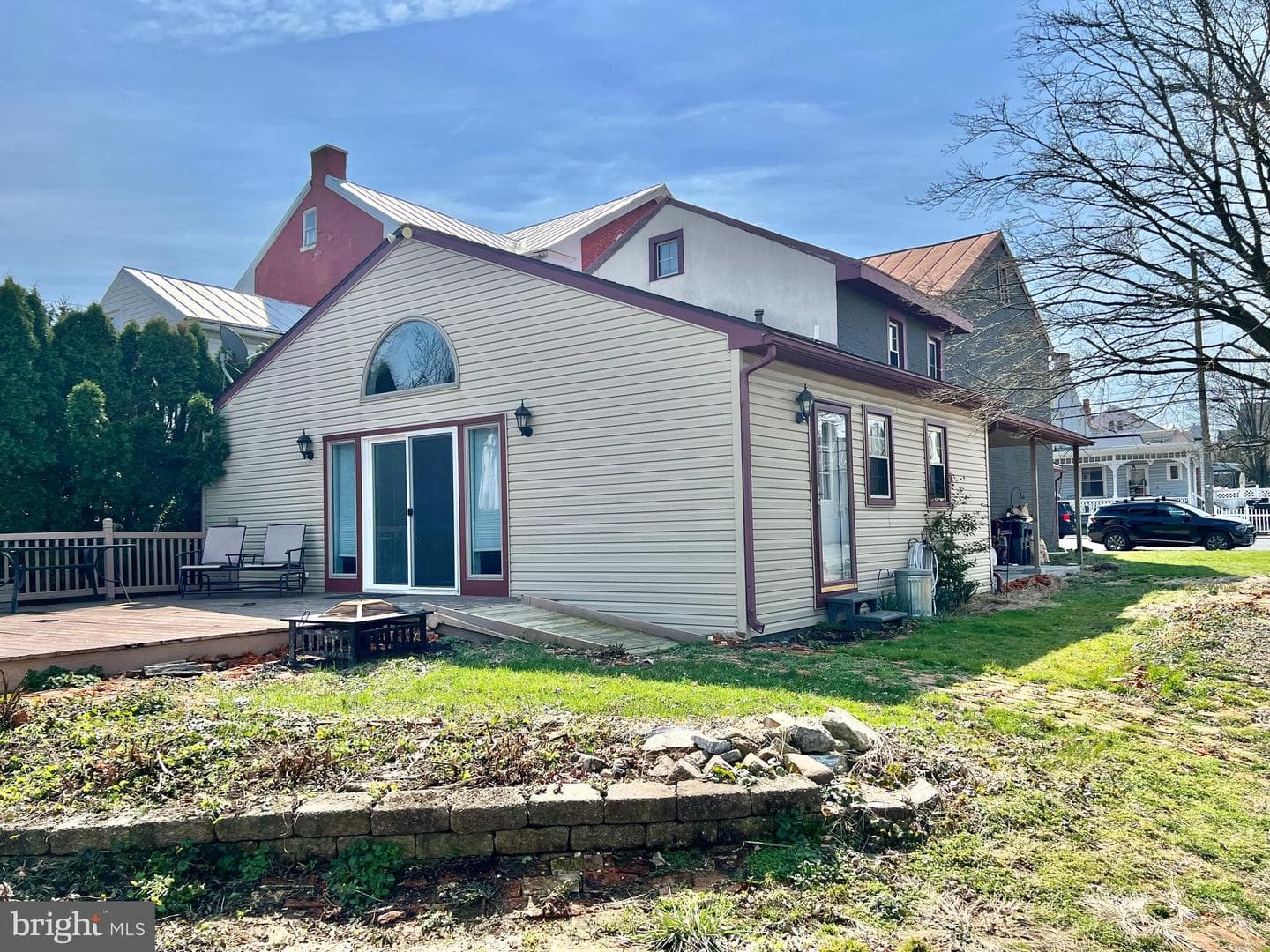 203 W Franklin Street photo 47