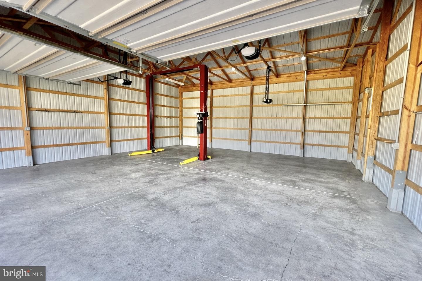 203 W Franklin Street photo 56