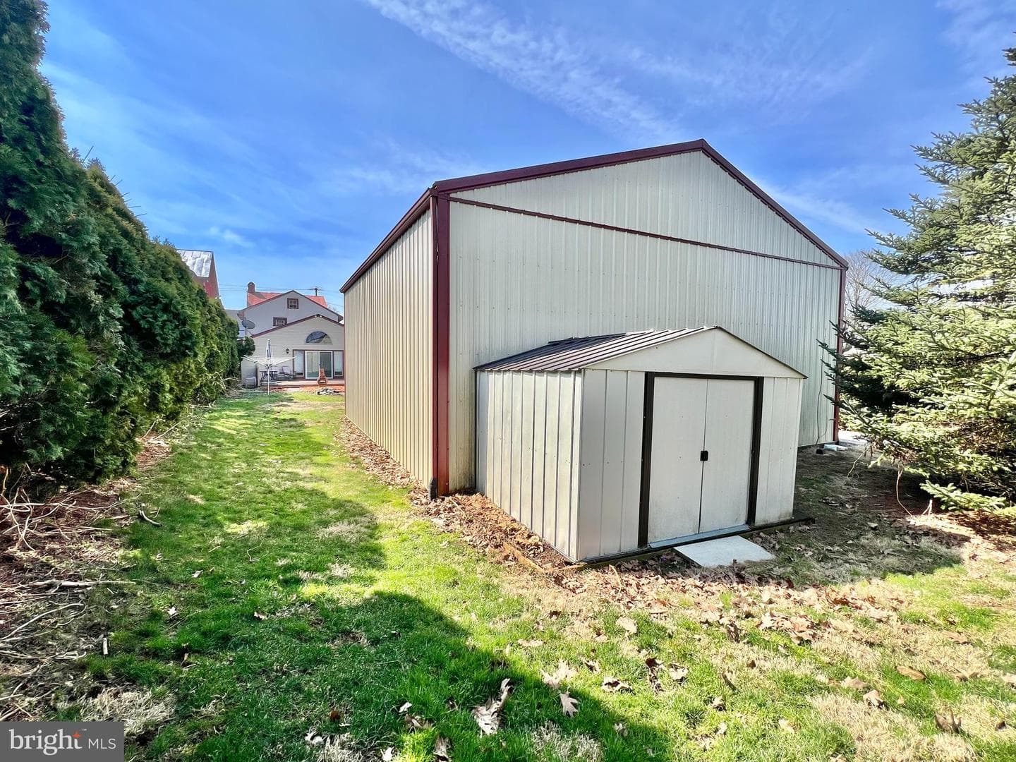 203 W Franklin Street photo 61