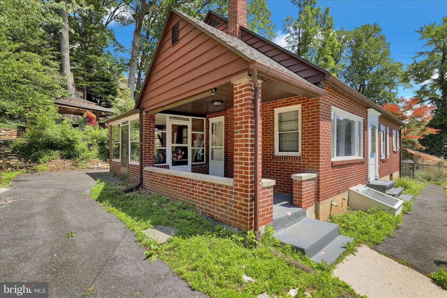 1815 Holly Road, Reading