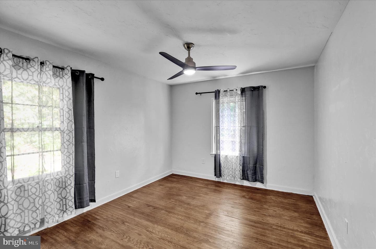 1815 Holly Road photo 11