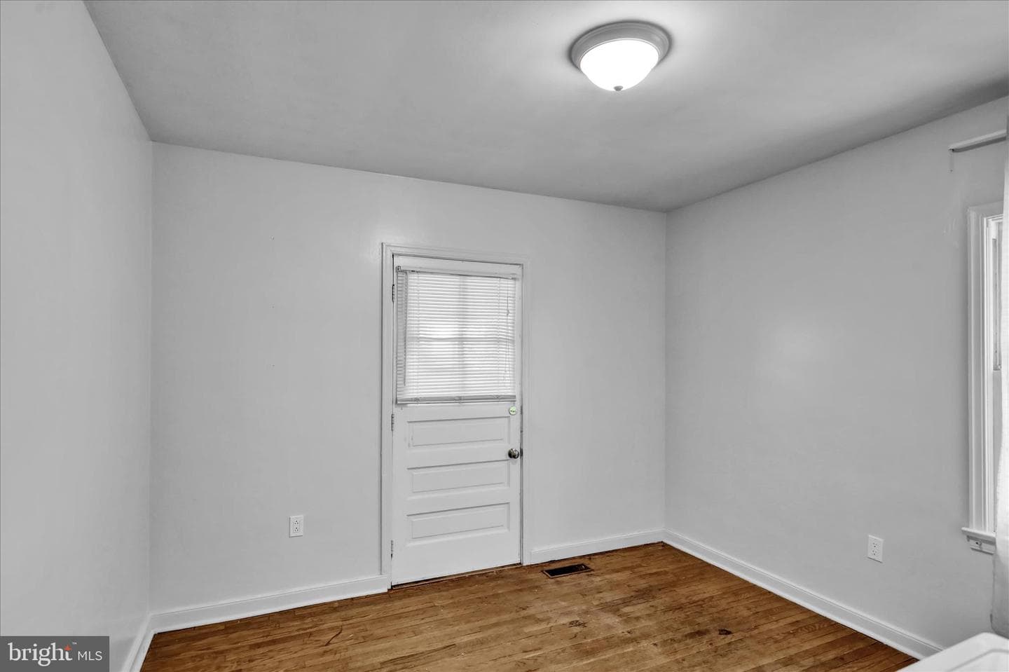 1815 Holly Road photo 15