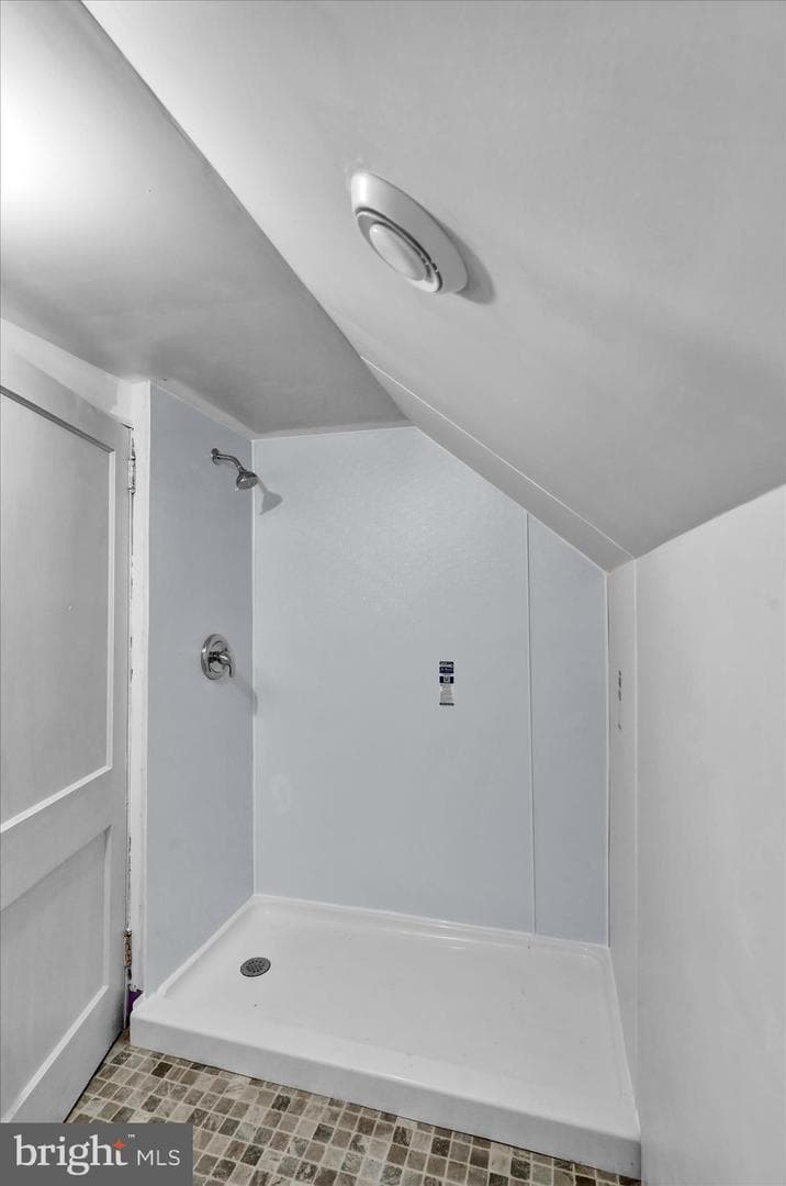 1815 Holly Road photo 18