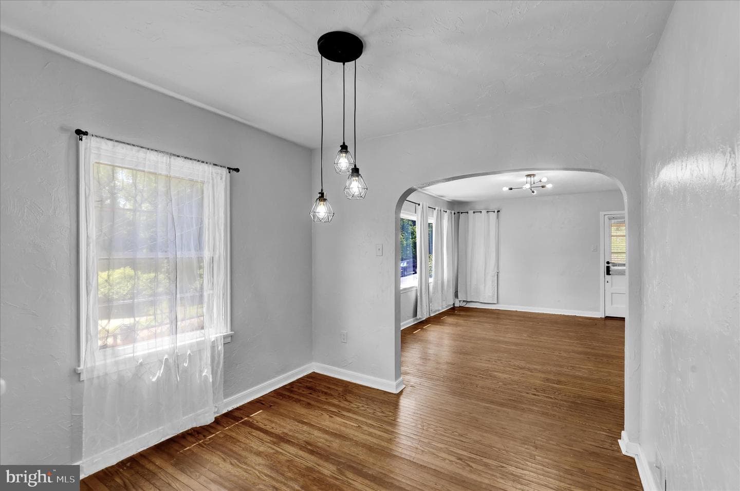 1815 Holly Road photo 7