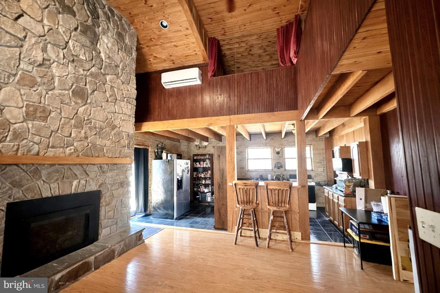 8640 Hensingersville Road photo 12