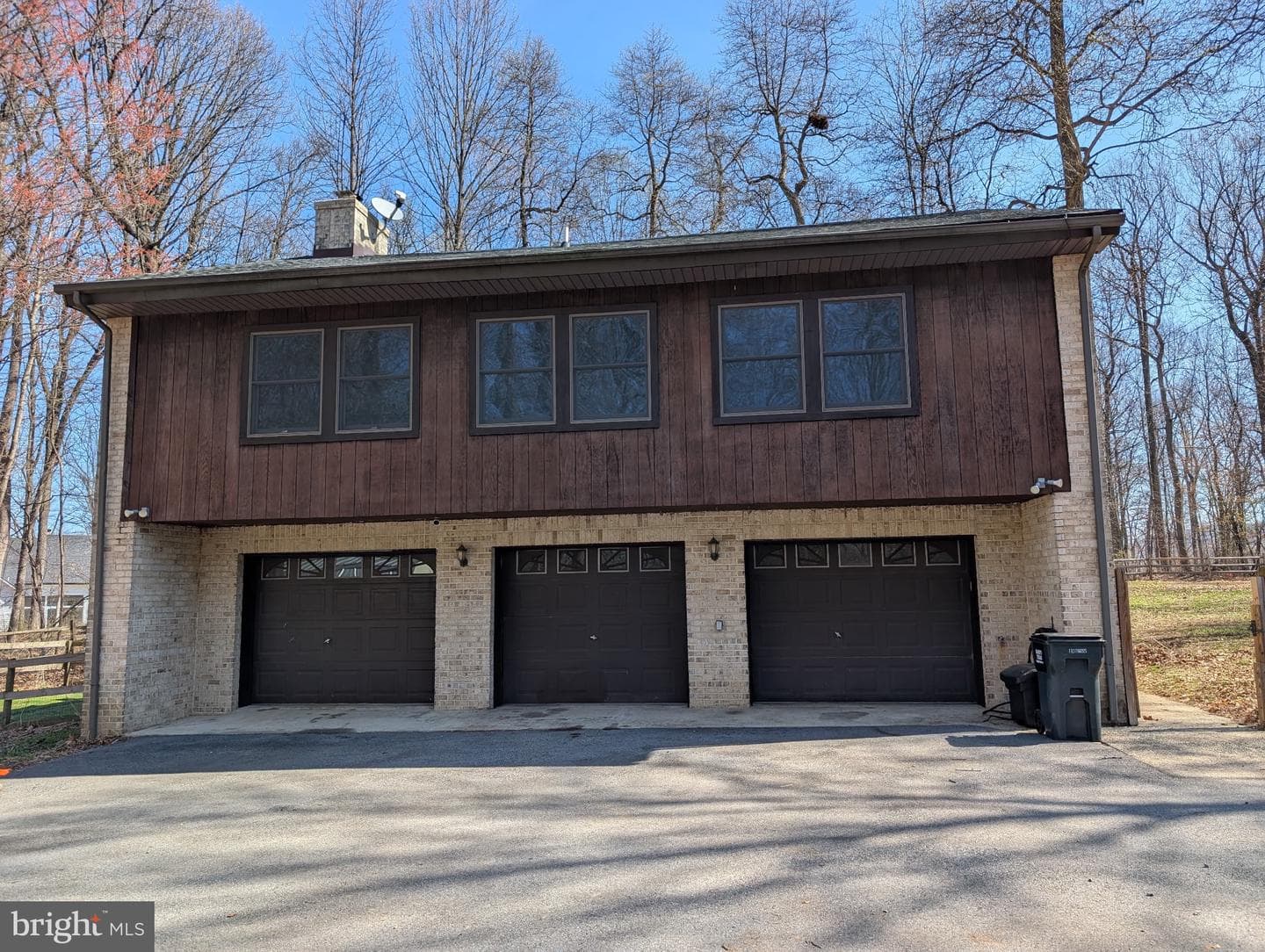 8640 Hensingersville Road photo 2