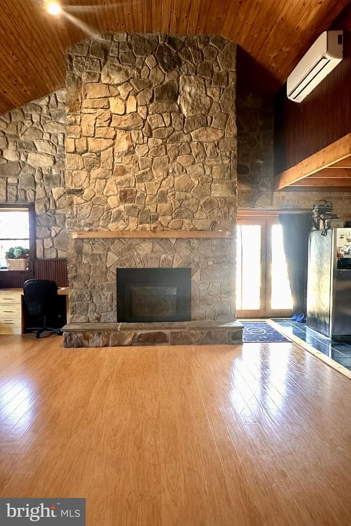 8640 Hensingersville Road photo 9
