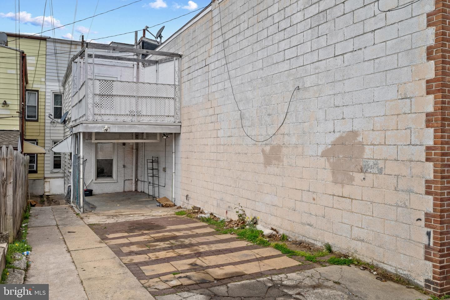 1359 N 10th Street photo 27