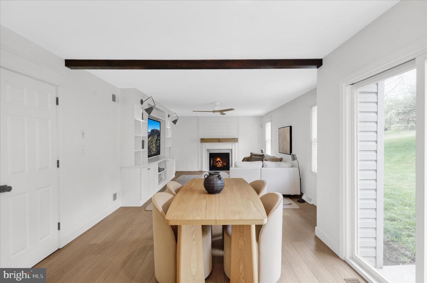 348 Garey Road photo 18