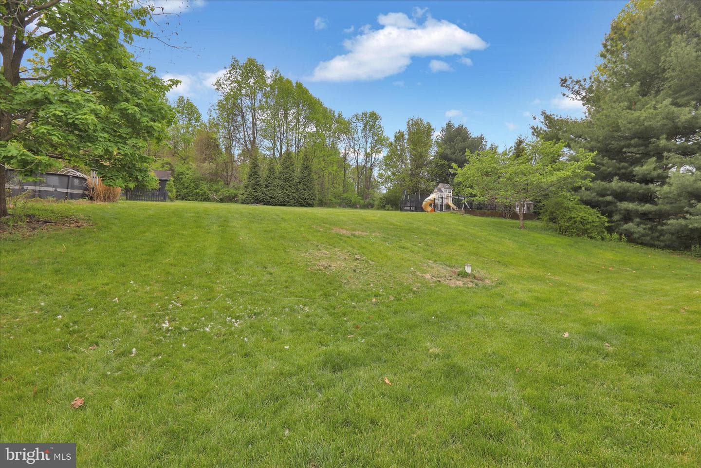 348 Garey Road photo 54