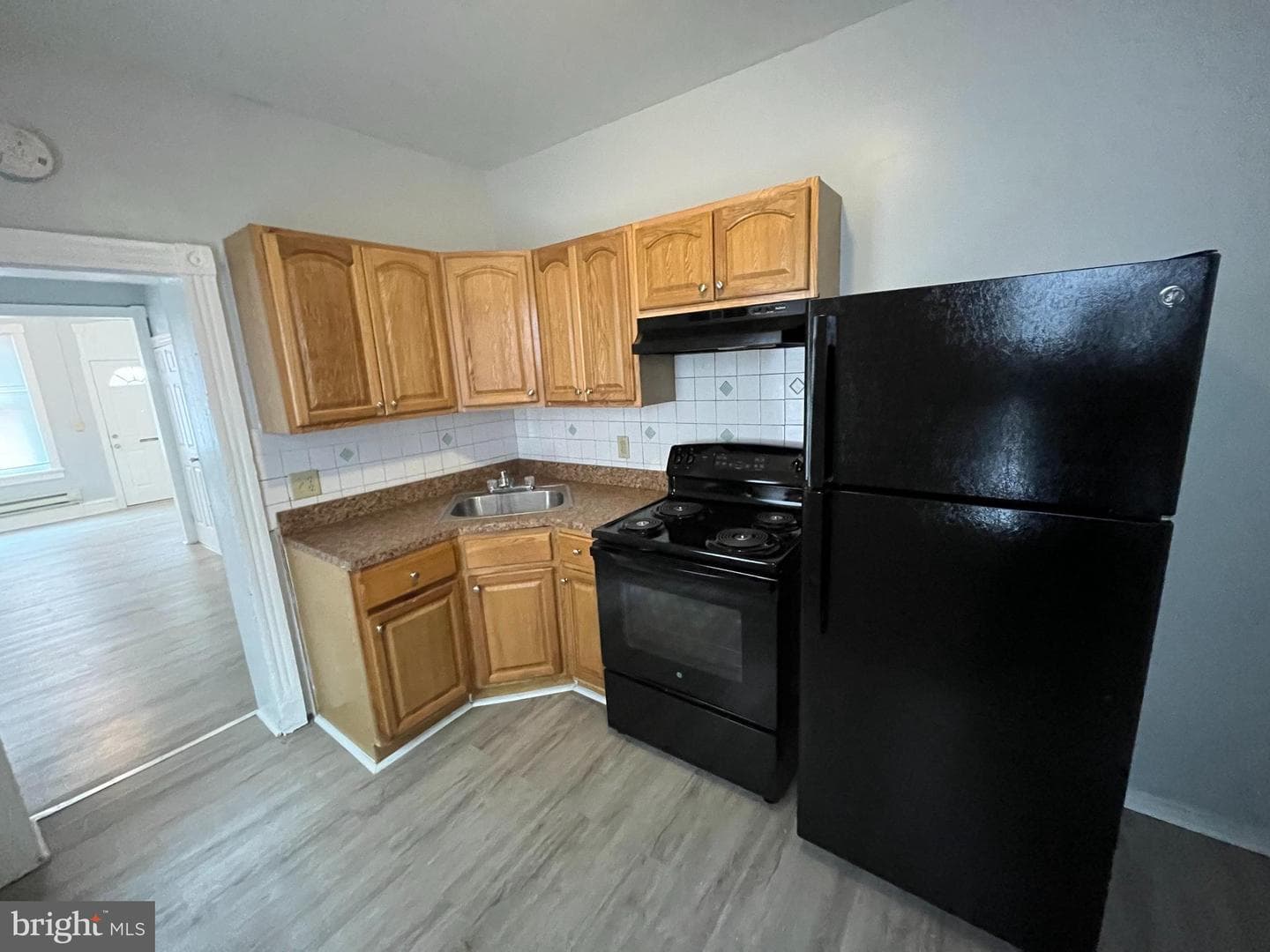 518 Johnson Street photo 4