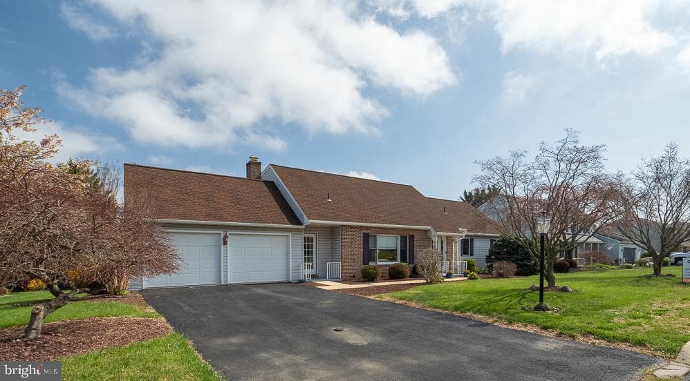 11 Buck Run photo 2