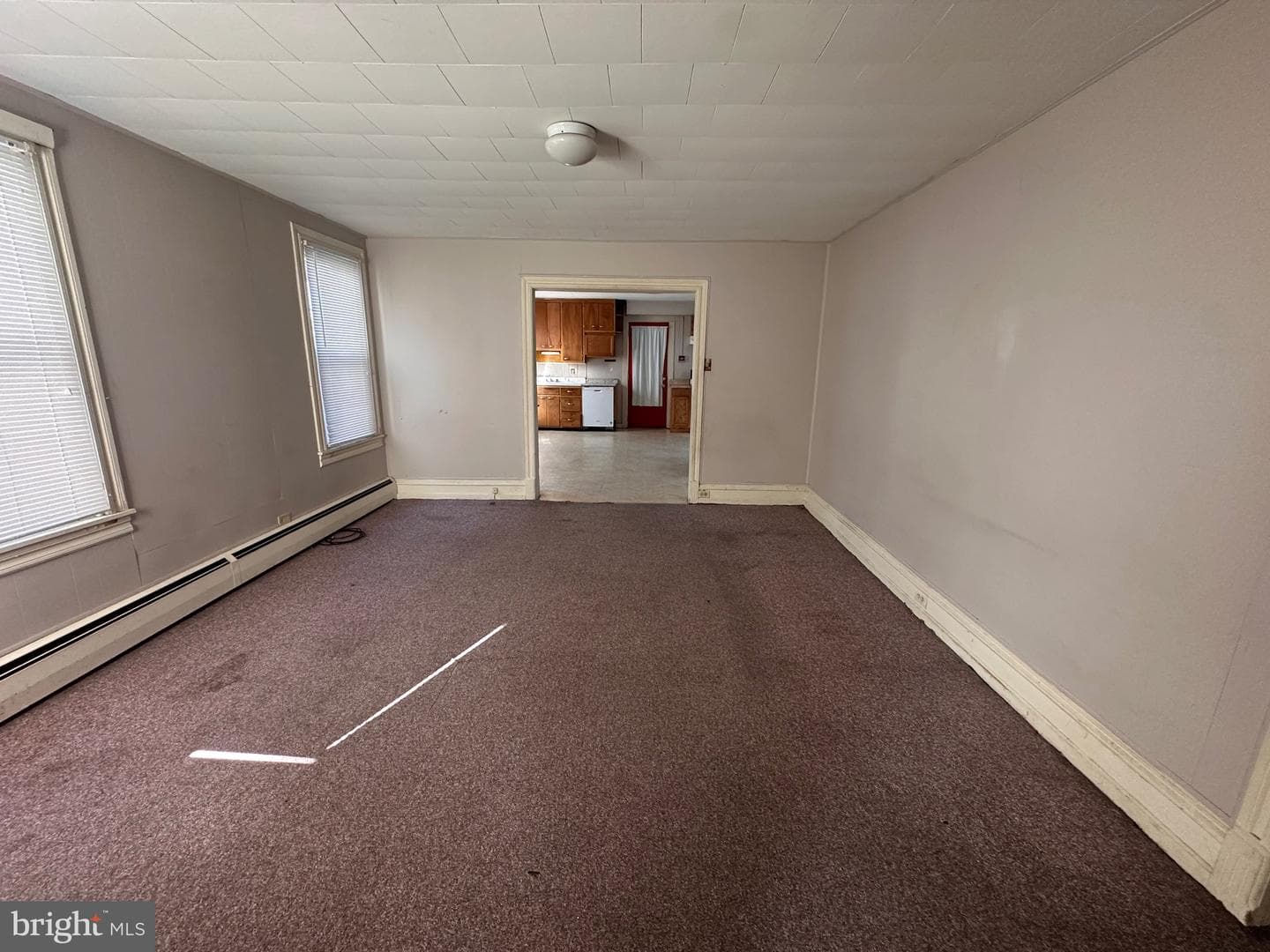 109 S Chestnut Street photo 6