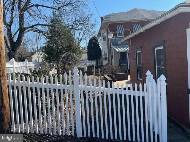 226 N Miller Street photo 7